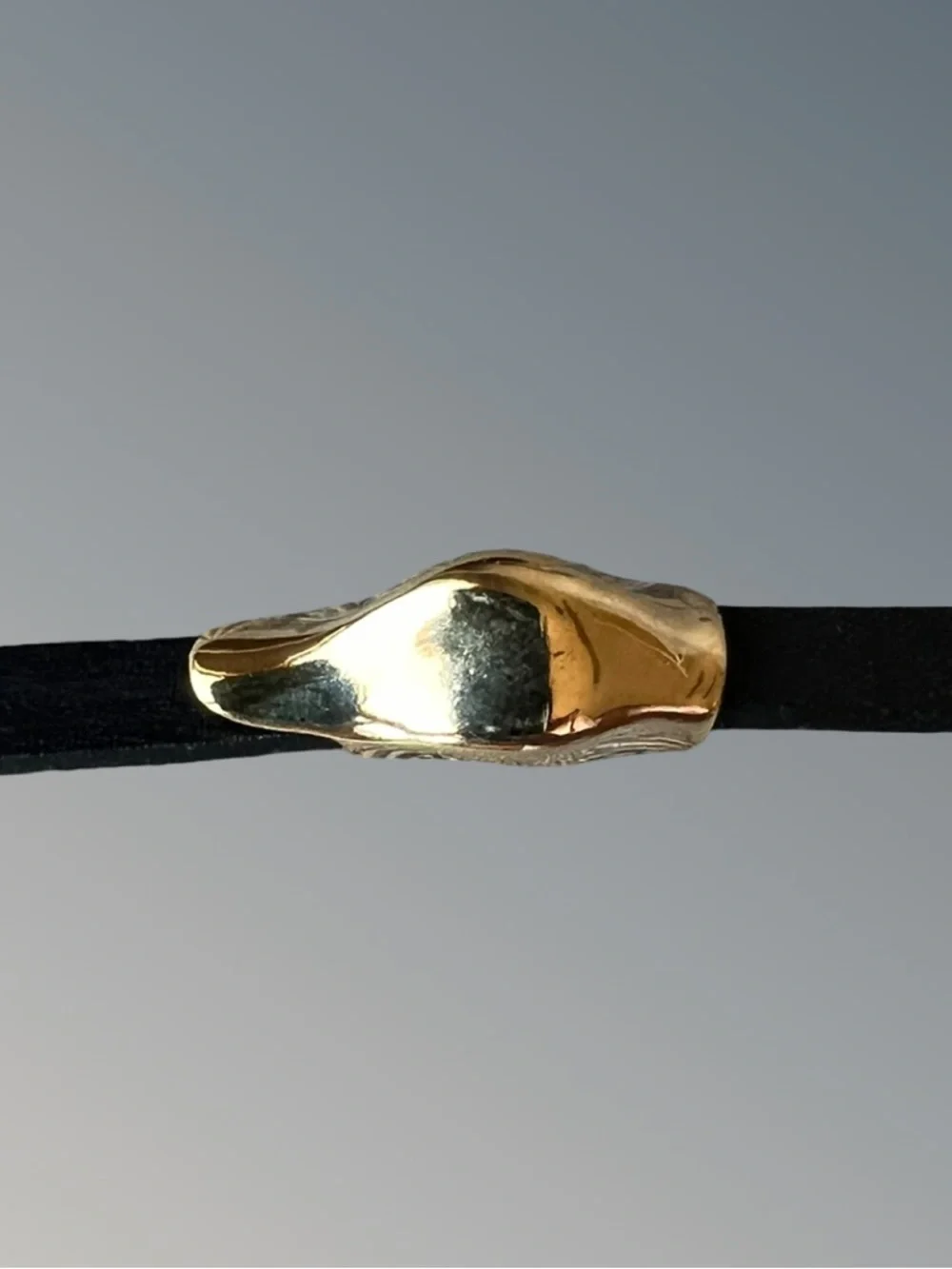 UNOde50 Black Leather Double-Wrap Bracelet with Gold Tone Duck Head & Hardware - Picture 2 of 8